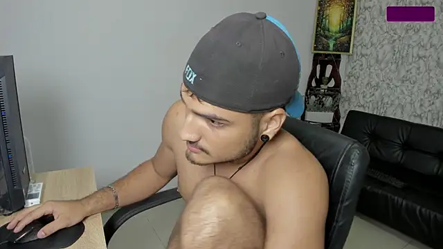 sebastian_jhonson - Sebastian_jhonson's free webcam - UK Sex Cams