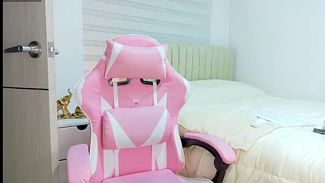 Nicolblossom1