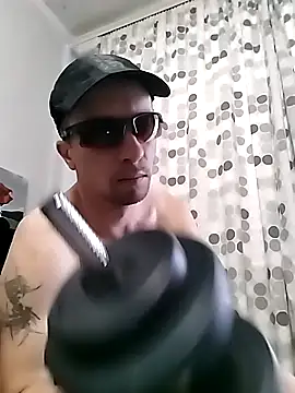 hornny_boy35 - Hornny_boy35's free webcam