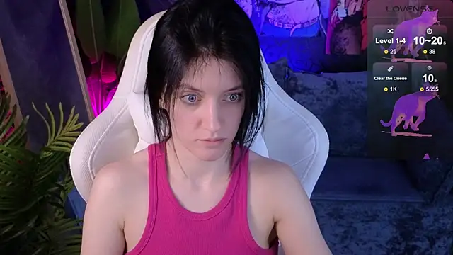 roxy_riot_