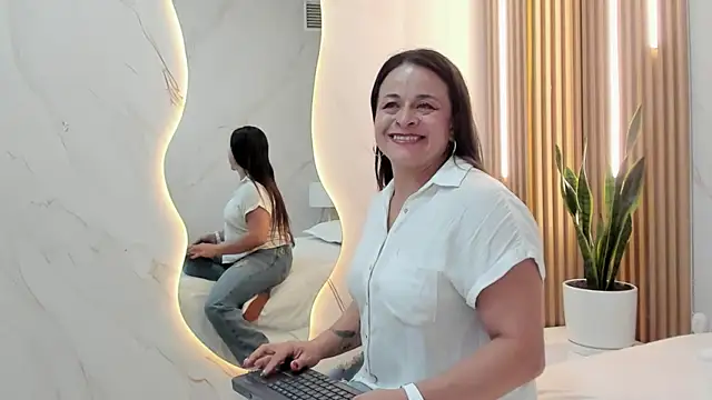 Daphne81_