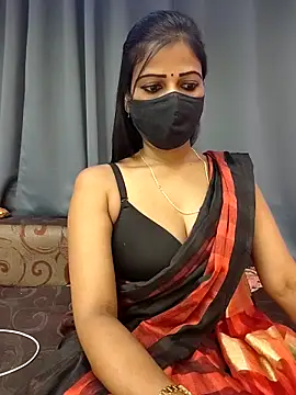 Misss-julli from StripChat is Freechat