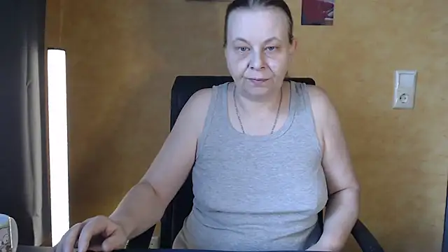 SweetPhoenix76