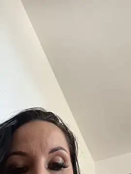 Playful_Amanda