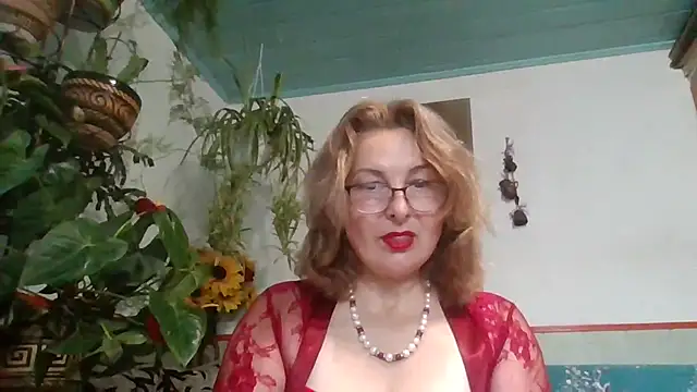 zhannalove480 - ZhannaLove480's free webcam - UK Sex Cams