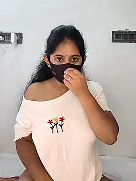 Your-Vedika from StripChat is Freechat