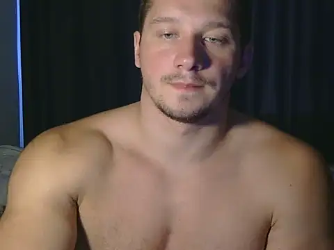 lionedwin (M young) - cum show bed in private