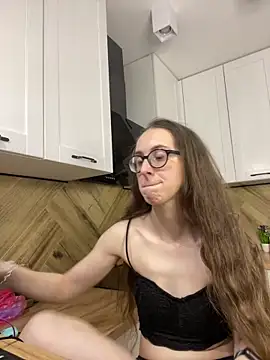 martiniiselenna - MartiniiSelenna's free webcam
