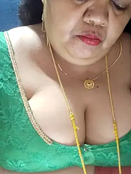 tamilthanushri
