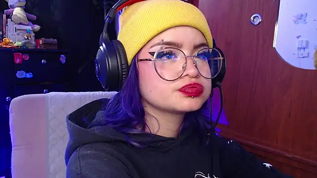 raventh_ - Raventh_'s free webcam