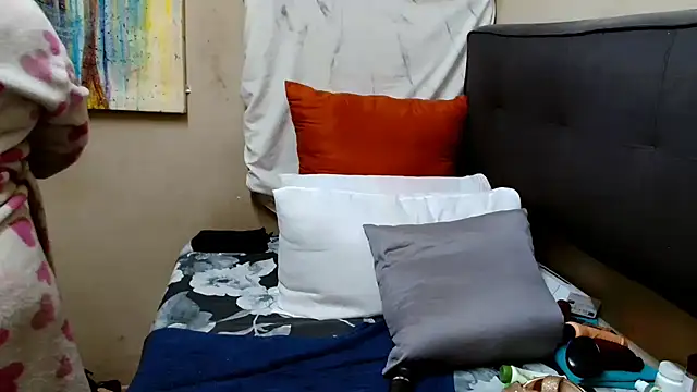 Brunettedevon33