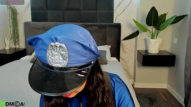Stella_Leon
