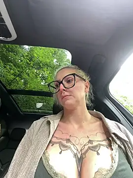 didi-diamond from StripChat is Freechat