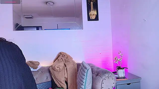 EllenaBoobs_