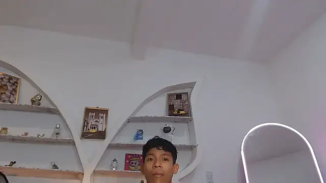 BEAUTY_BOYS1