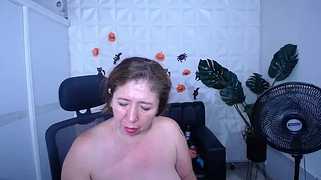 Valentinaa_mature