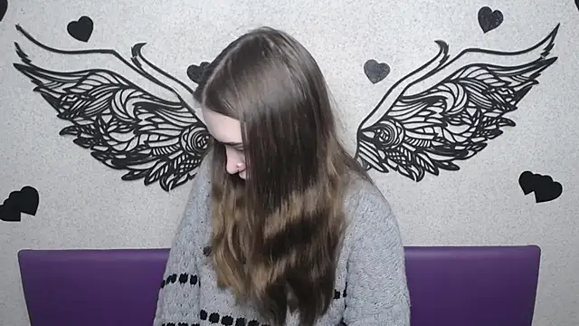 LauraHlot