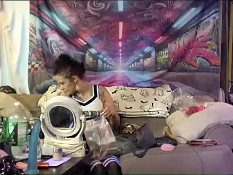 KRYZTALYNXXX