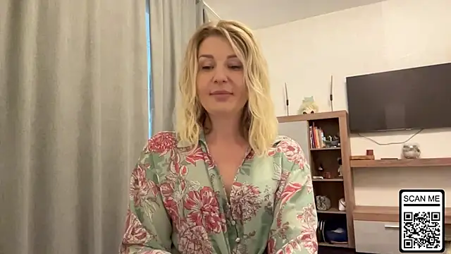 Blondie_xoxoxo