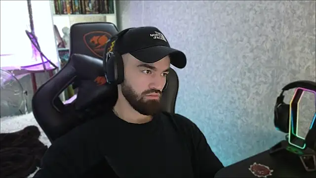 Nik_Sharo