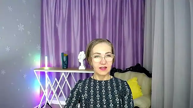 queen_a_n_i