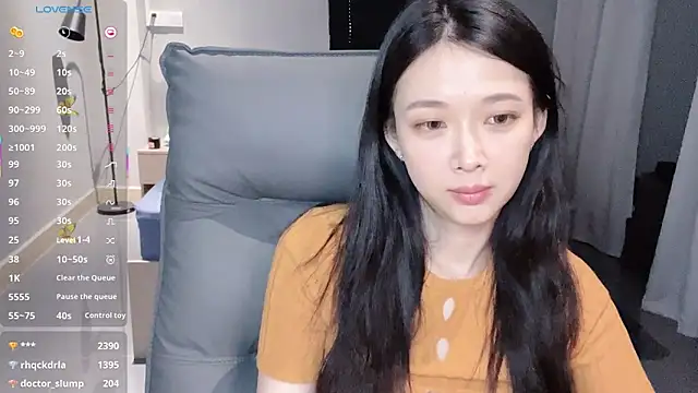 nini-baby520 - NiNi-baby520's free webcam