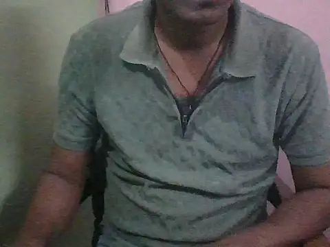 DesiLoverOnCam