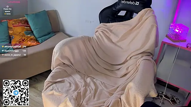 Angela_Wallace