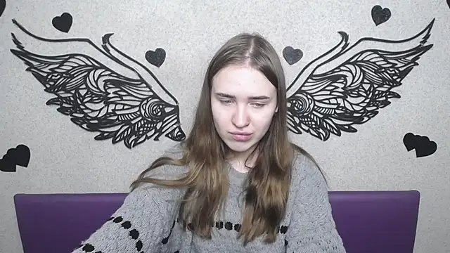 LauraHlot