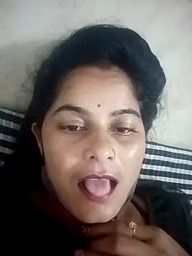 JULEE-740 on StripChat
