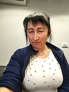 Funny_Karina
