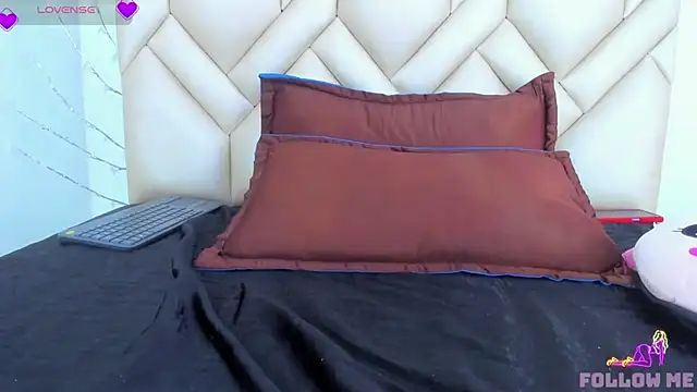 sexy_thin_anastasia - Sexy_thin_anastasia's free webcam - UK Sex Cams