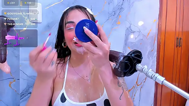violett_collins_