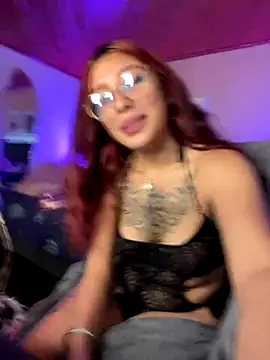 Sara_pink18