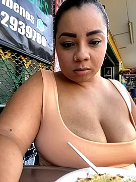 MelanyShayk