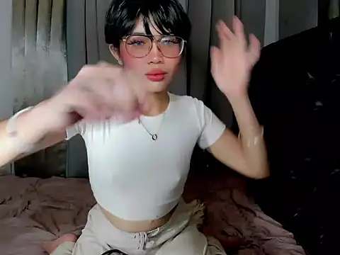 rian_shemale