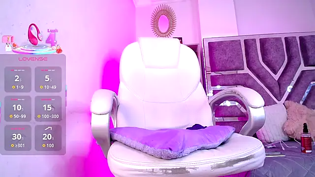  Eva_Walker_ chat room