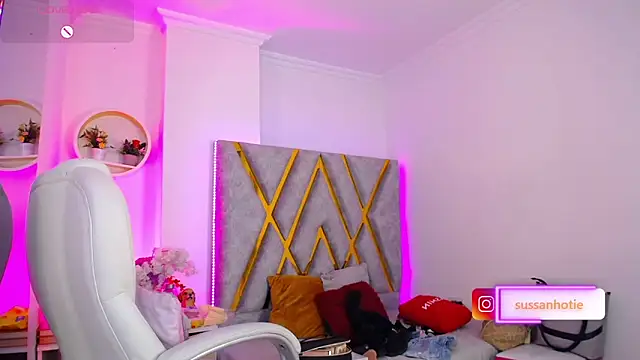 SussanHottye1_
