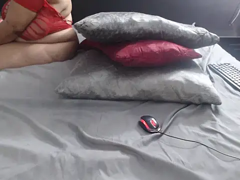 XHotJuicyBootyXX
