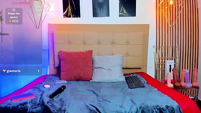 _samanthaa_foxx