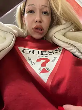 babydolll from StripChat is Freechat