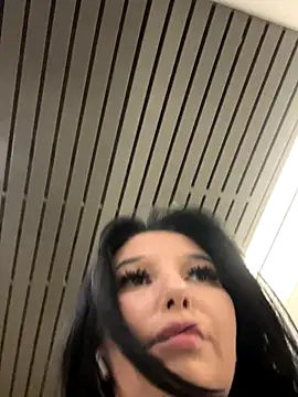 Tisha_Busty