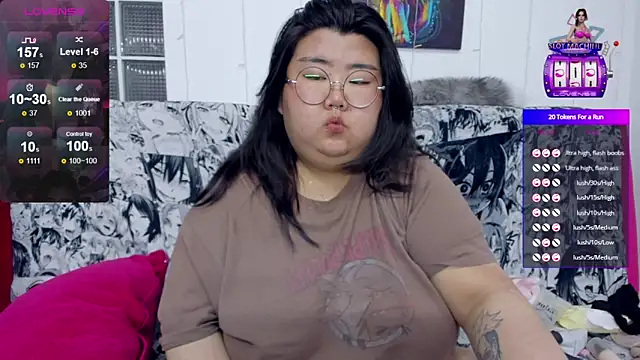 Nadine_asian chat room