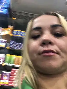 imoly99 on StripChat