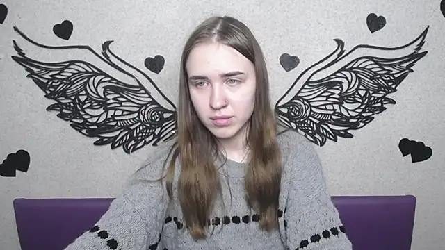 LauraHlot