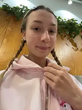 Lia__Love