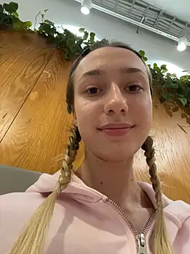 Lia__Love