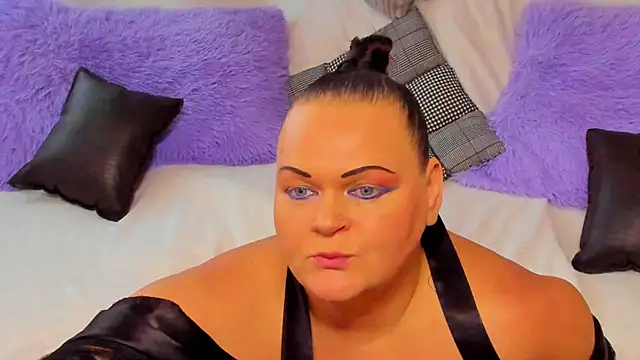 milanabiegert - MilanaBiegert's free webcam - UK Sex Cams