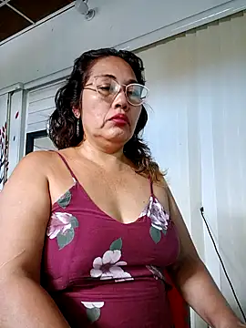 anniecoopeer's Stripchat show and profile