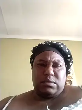 MATUREBUSSTY